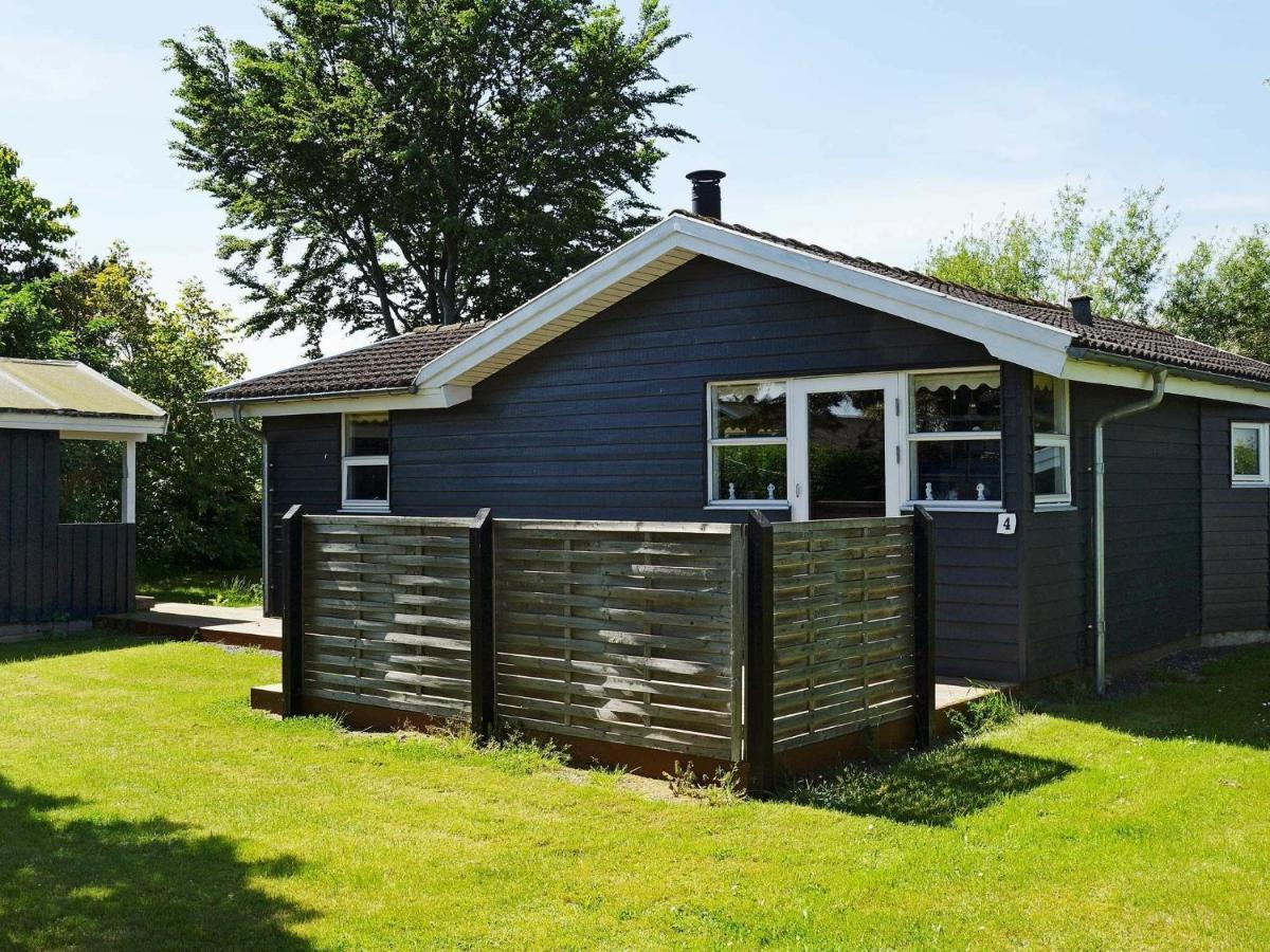 8 Person Holiday Home In Hesselager Exterior photo